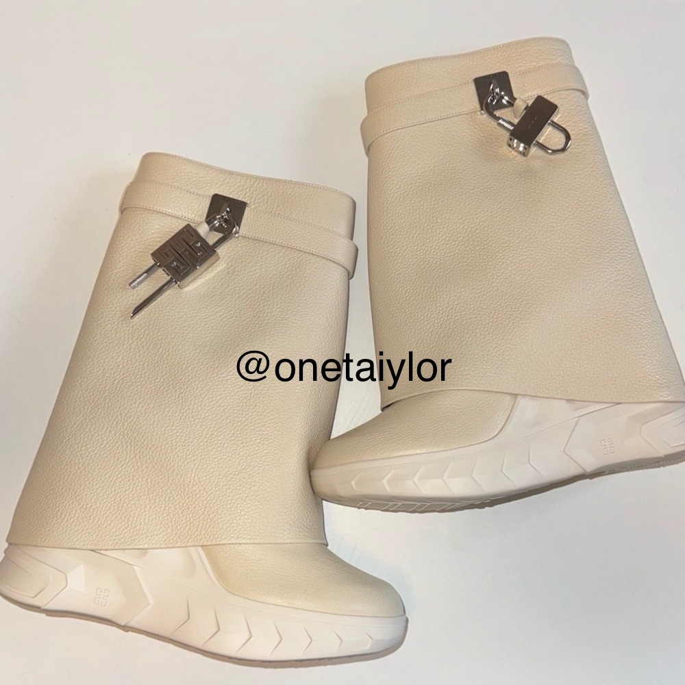 GIVENCHY Biker Ankle Boots Size 40 (US 9.5)